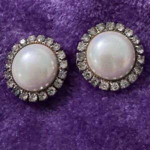 Vintage MUSI Round Pearl With Rhinestones Shoe Clips